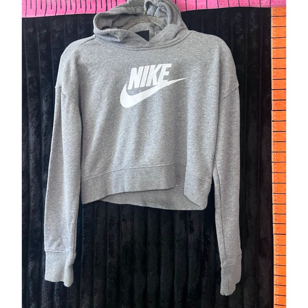 Nike Women’s Large Gray Cropped Fleece Hoodie Standard Fit White Swoosh